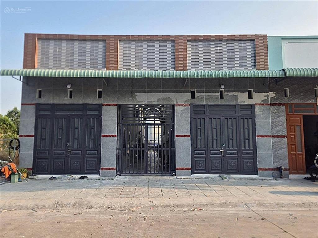 Bán cặp trọ mỹ phước 3, 300m2 mới xây, sát kcn, thu nhập 20tr/tháng