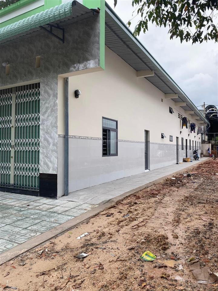 Bán gấp căn nhà trọ 150m2 mỹ phước 3, đường dj9, ngay sát chợ