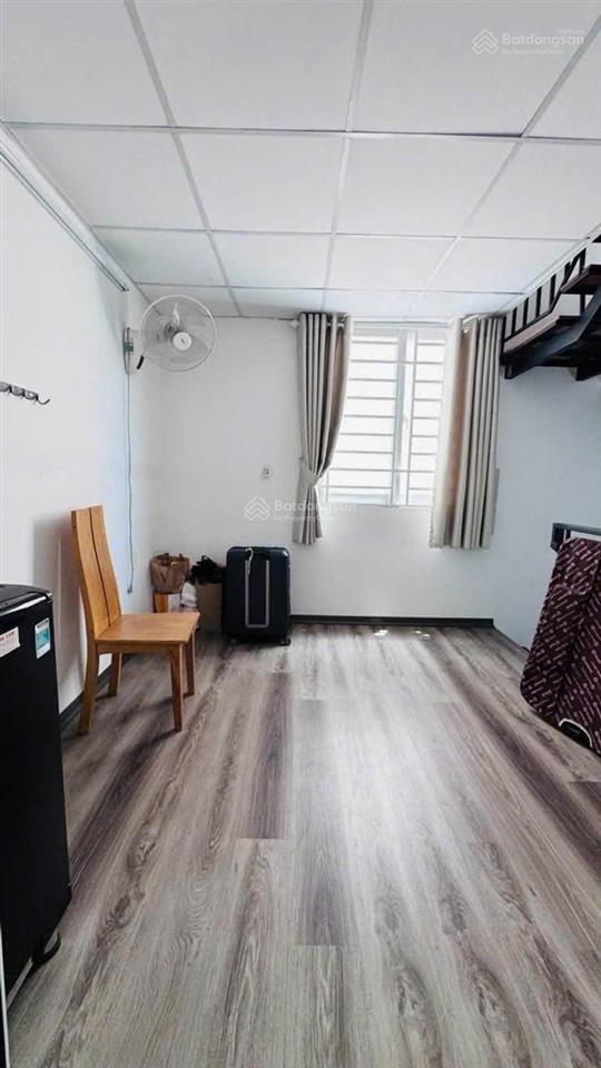 Cần bán nhà sổ hồng riêng 9,6 tỷ.  0963 573 ***
