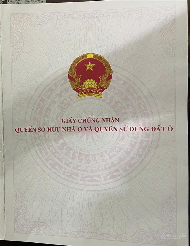 Cần bán nhà sổ hồng riêng 9,6 tỷ.  0963 573 ***