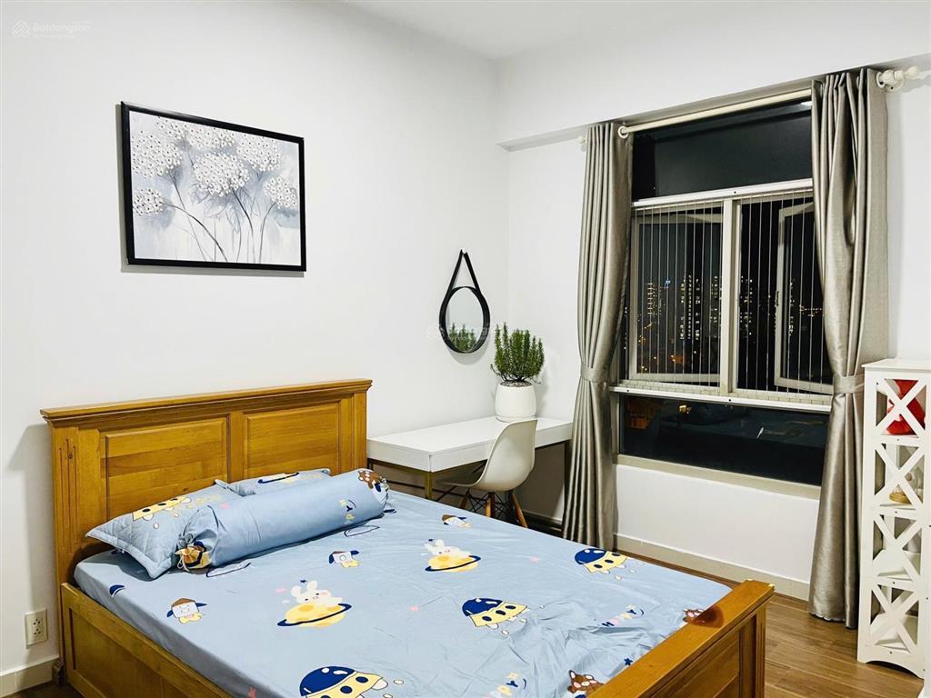 Cần bán căn hộ parcspring 2pn can goc giá 4.450 tỷ  0909 167 *** nhung