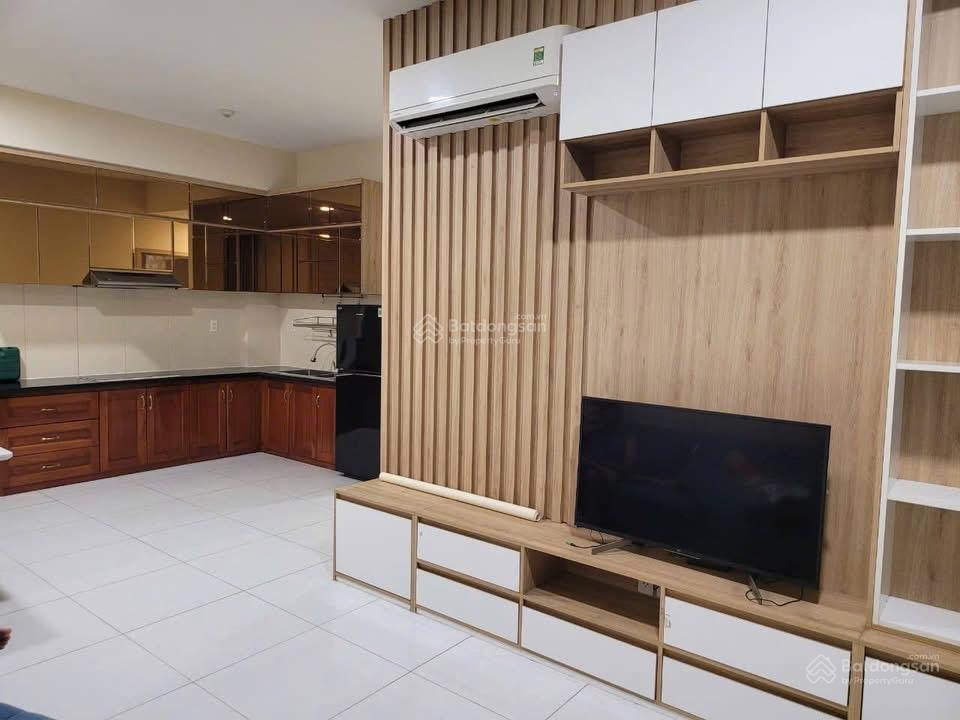 Cần cho thuê căn hộ jamila 2pn 2wc giá 11triệu  0909 167 *** nhung