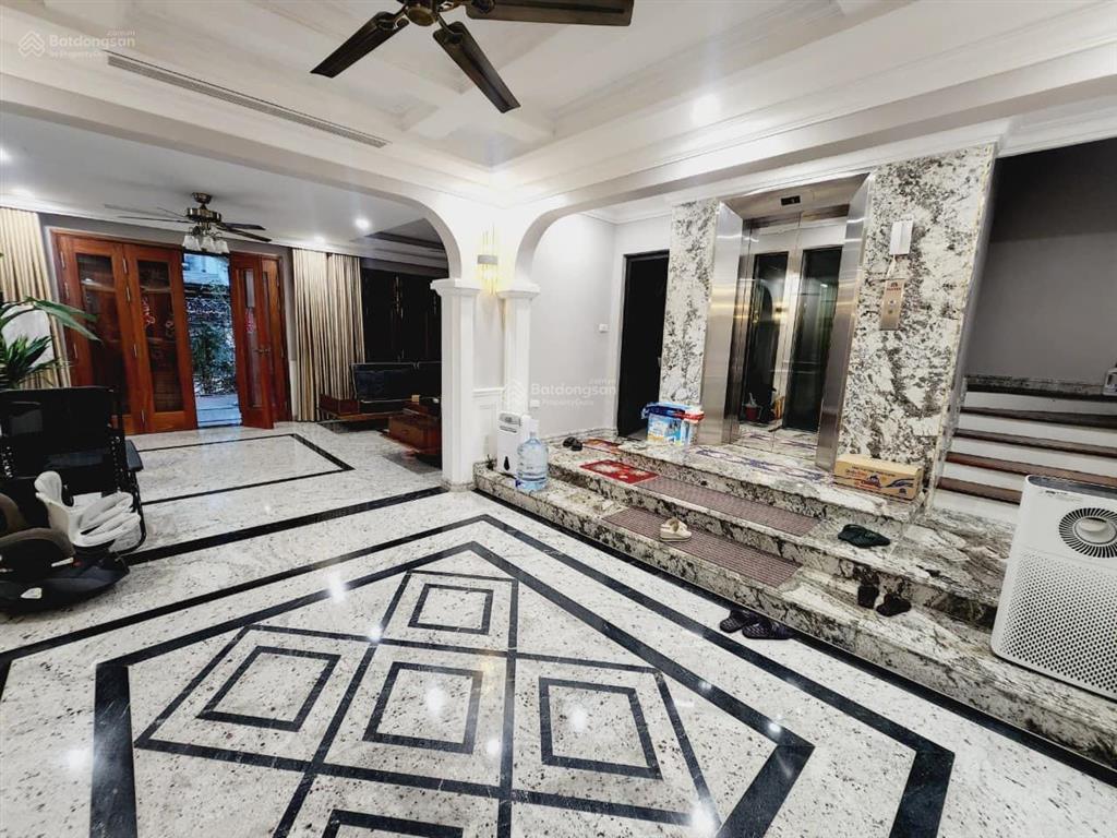 Cần bán gấp biệt thự kđt mỹ đình q. nam từ liêm diện tích 200m2,4t ,4 mặt thoáng giá rẻ nhất 54 tỷ