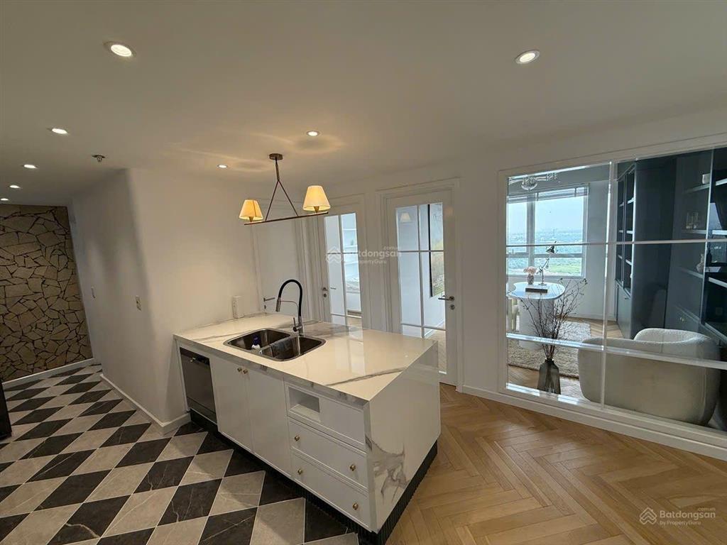 Bán gấp căn 3pn masteri thảo điền.  em 0938 799 *** liêm