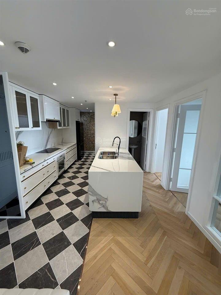 Bán gấp căn 3pn masteri thảo điền.  em 0938 799 *** liêm