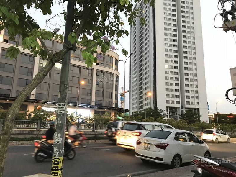 Bán căn block a view quận 1, giá 3,15 tỷ, ký hđmb được luôn trong ngày