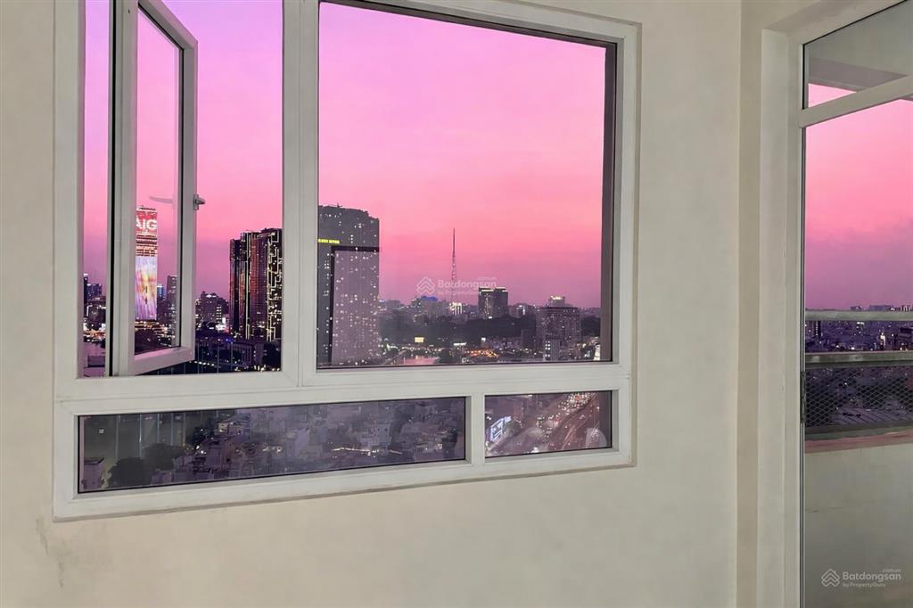 Bán chung cư riverside 90 | 1pn ( có sổ hồng) giá 3tỷ550 view q1