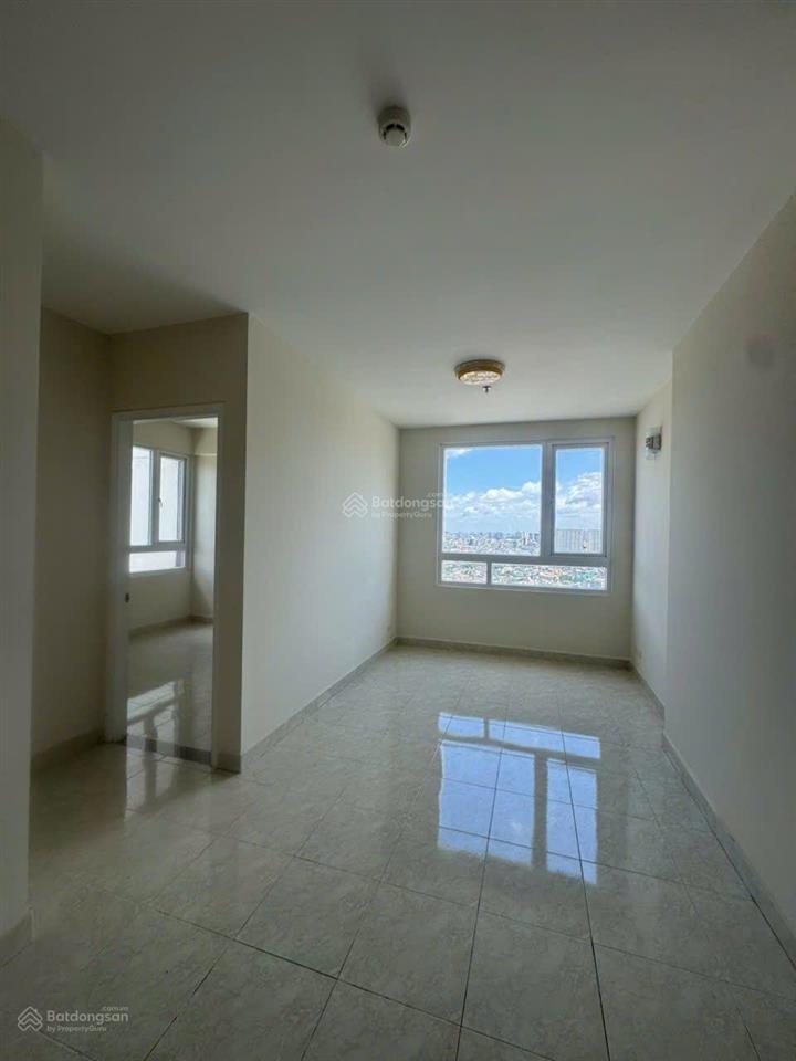 Bán gấp 2pn giá chỉ 4,25 tỷ chung cư riverside 90