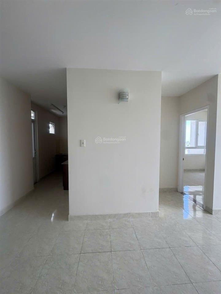 Bán gấp 2pn giá chỉ 4,25 tỷ chung cư riverside 90