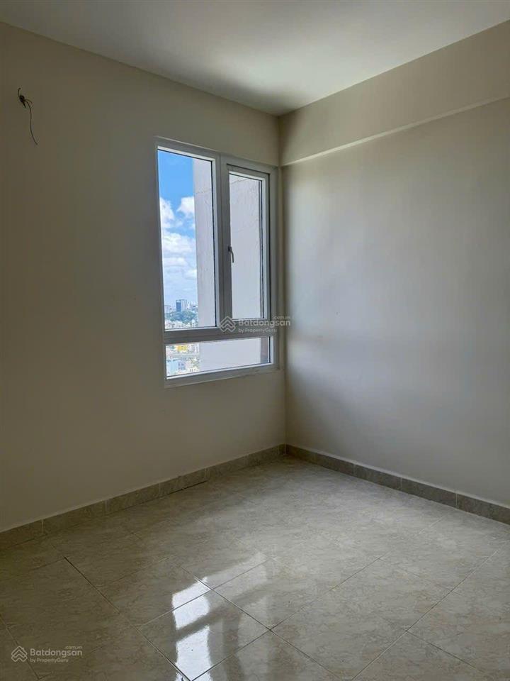 Bán gấp 2pn giá chỉ 4,25 tỷ chung cư riverside 90