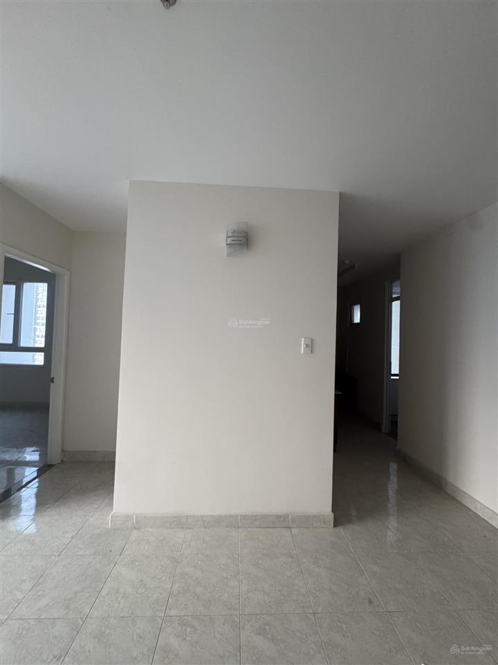 2pn, giá 4 tỷ 25 tầng cao tại riverside 90 nguyễn hữu cảnh