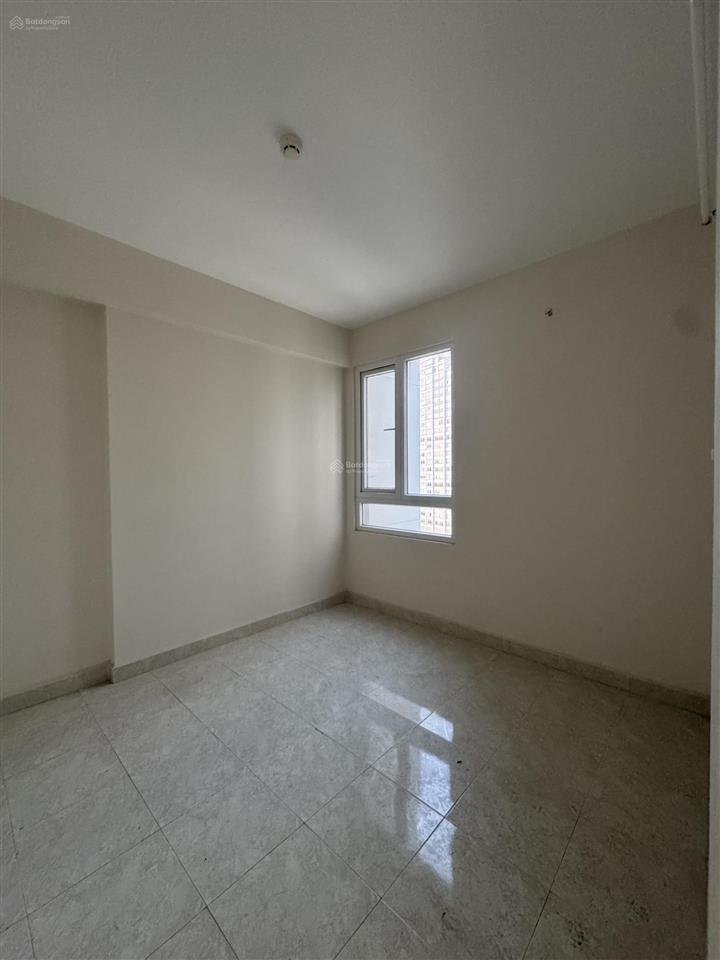 2pn, giá 4 tỷ 25 tầng cao tại riverside 90 nguyễn hữu cảnh