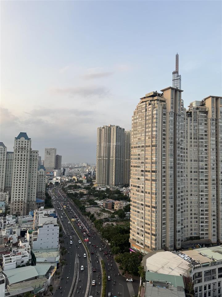 2pn, giá 4 tỷ 25 tầng cao tại riverside 90 nguyễn hữu cảnh