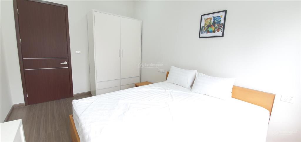 Cho thuê căn hộ 1 phòng ngủ. 1 phòng khách ngõ 612 lạc long quân tây hồ