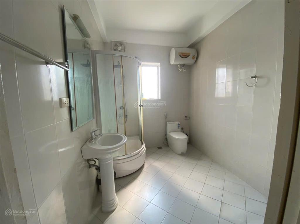 Cho thuê nhà 5 tầng khu phố tô ngọc vân, tây hồ, hà nội