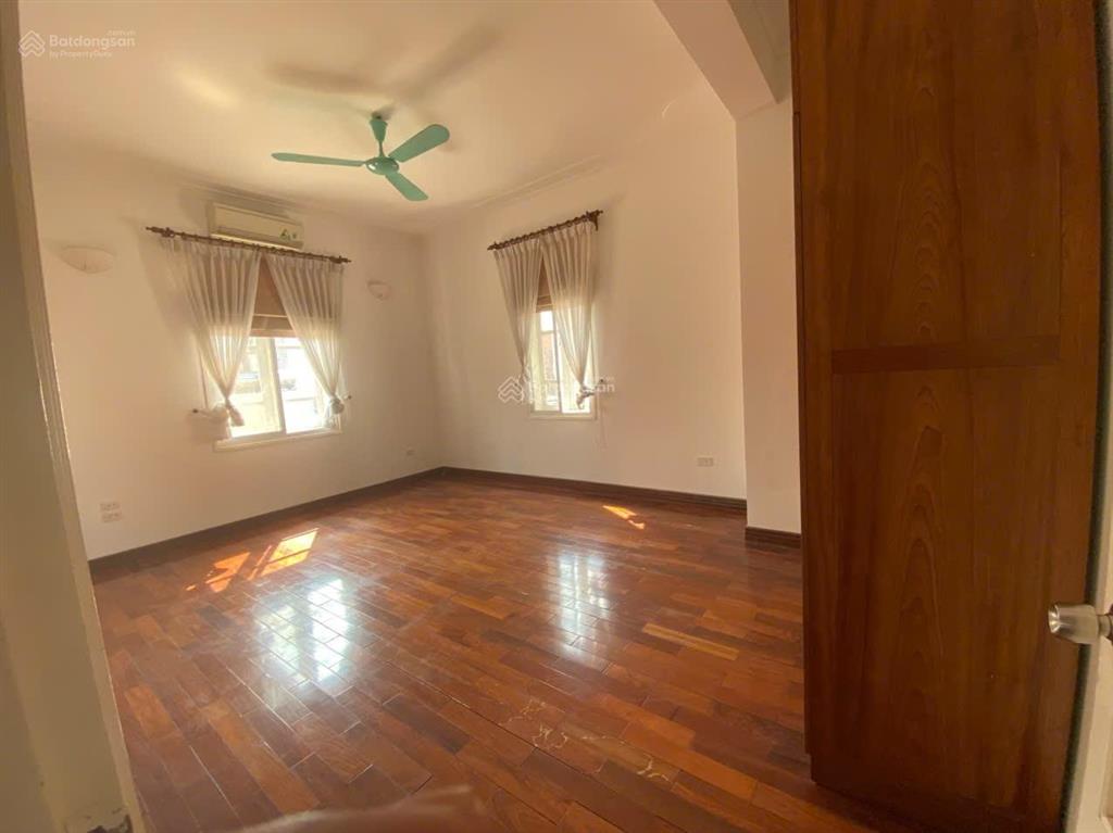 Cho thuê nhà 5 tầng khu phố tô ngọc vân, tây hồ, hà nội