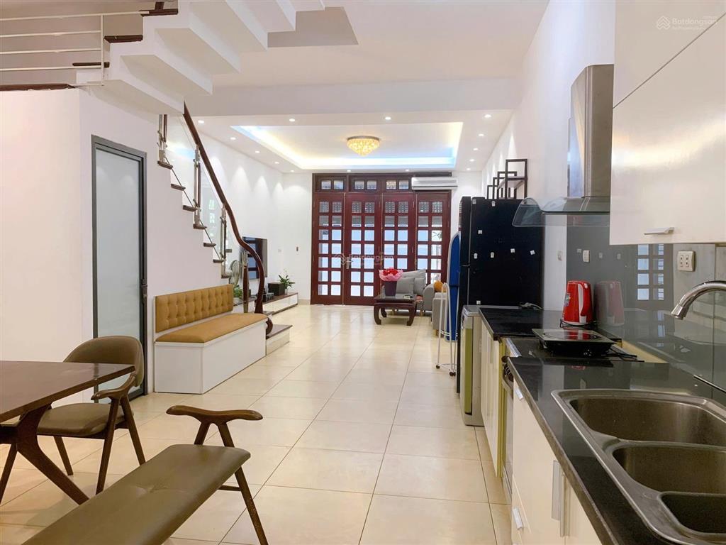Nhà 4 phòng ngủ ở ngõ 349 âu cơ, tây hồ giá 25 triệu đầy đủ đồ  0966 405 ***