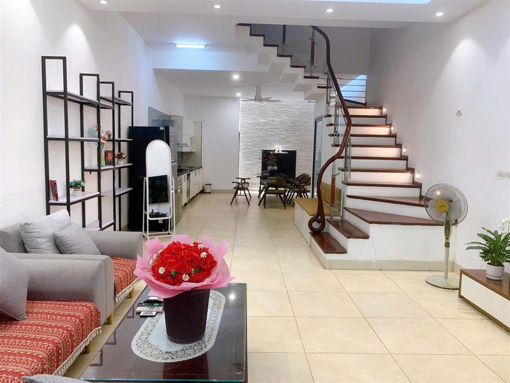 Nhà 4 phòng ngủ ở ngõ 349 âu cơ, tây hồ giá 25 triệu đầy đủ đồ  0966 405 ***