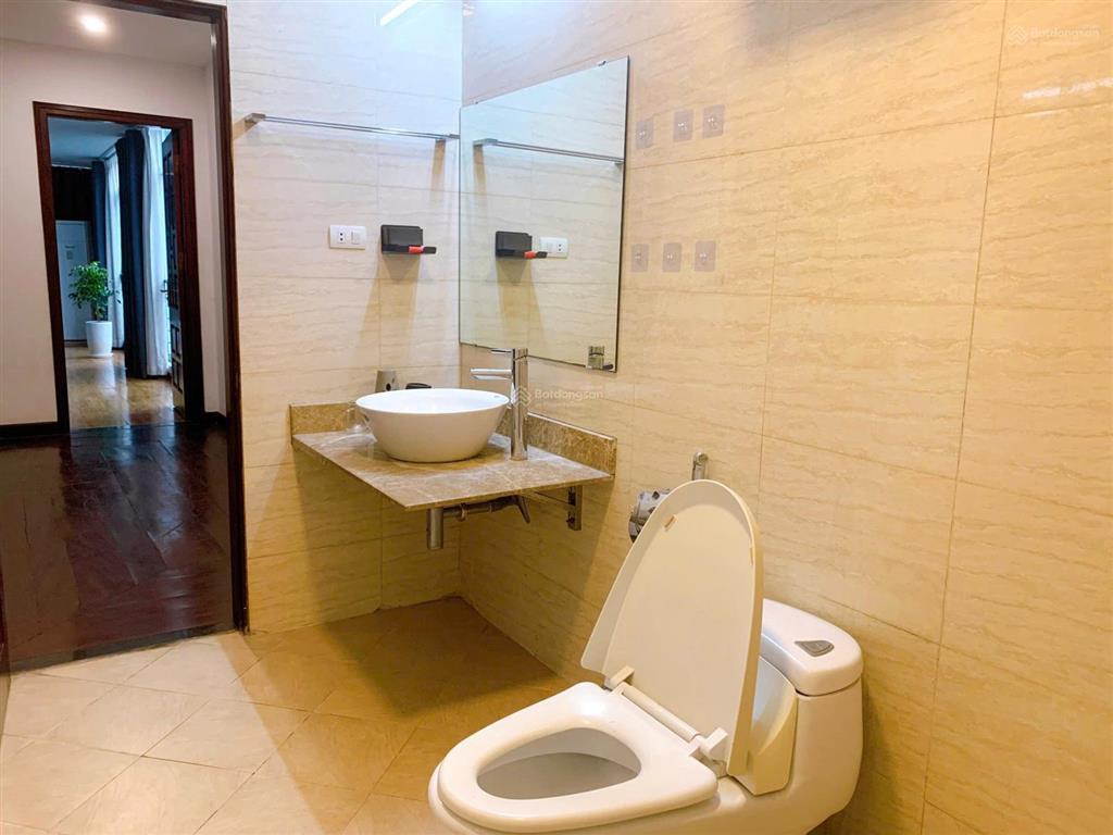 Nhà 4 phòng ngủ ở ngõ 349 âu cơ, tây hồ giá 25 triệu đầy đủ đồ  0966 405 ***