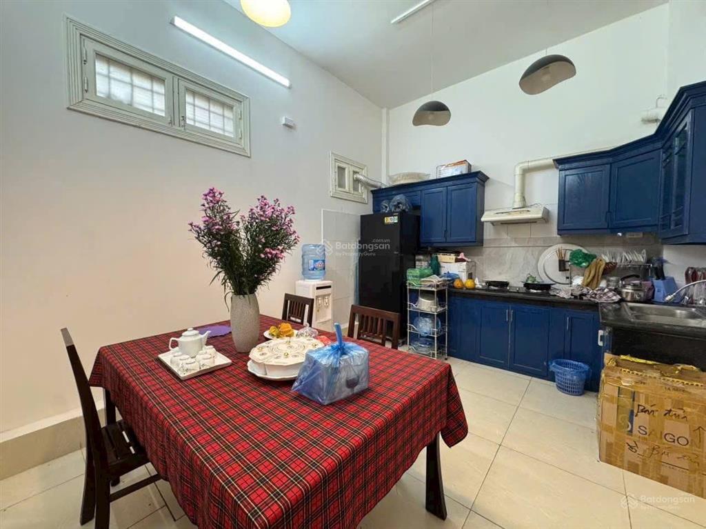 Nhà mới 5 tầng gần hồ tây  6 phòng ngủ  phù hợp homestay hoặc ở gia đình