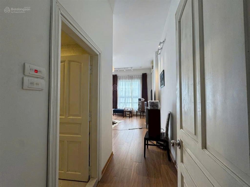 Nhà mới 5 tầng gần hồ tây  6 phòng ngủ  phù hợp homestay hoặc ở gia đình