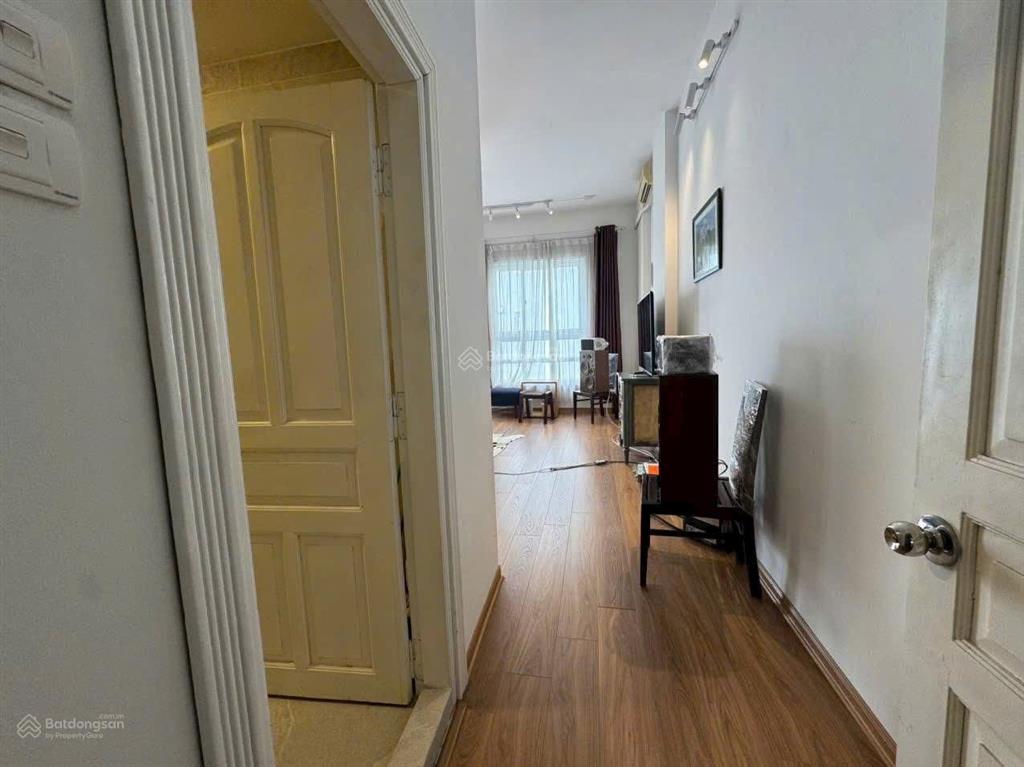 Nhà mới 5 tầng gần hồ tây  6 phòng ngủ  phù hợp homestay hoặc ở gia đình