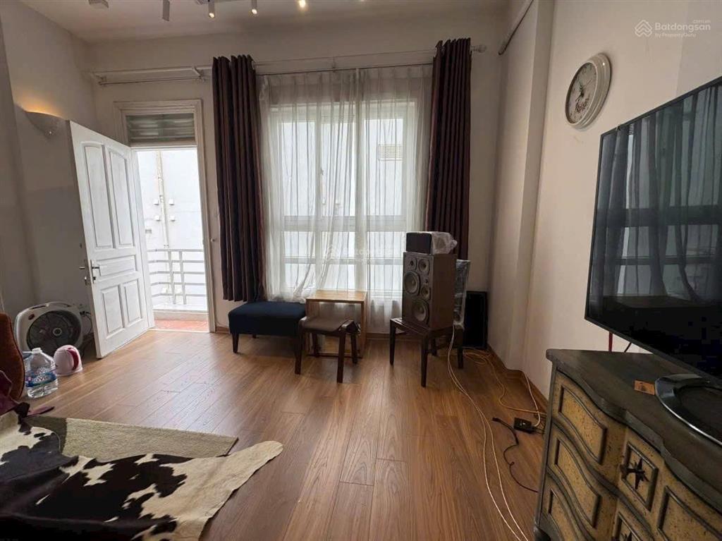 Nhà mới 5 tầng gần hồ tây  6 phòng ngủ  phù hợp homestay hoặc ở gia đình