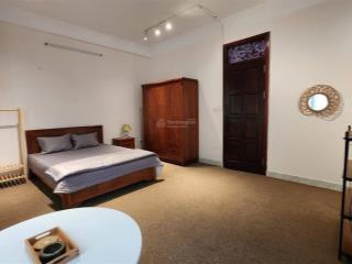 Cho thuê nhà nguyên căn phố đặng thai mai  tây hồ diện tích 40m² x 5 tầng