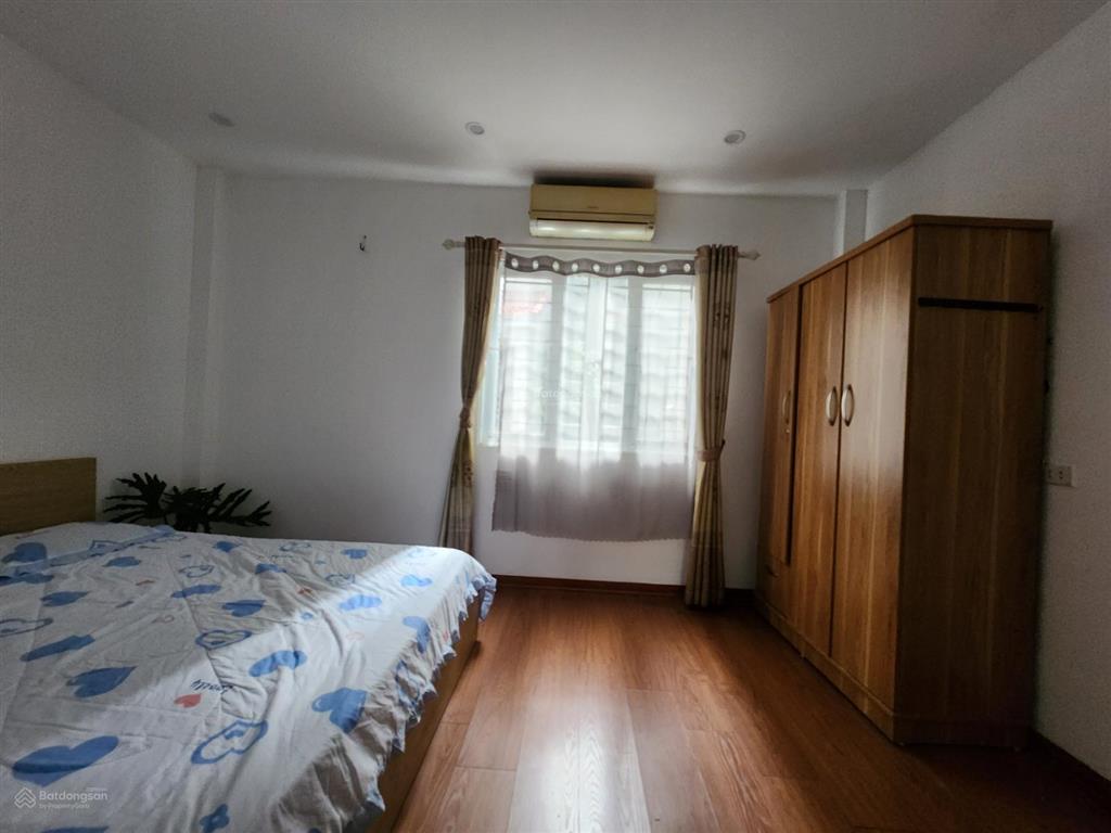 Cho thuê căn hộ 1pn, 1wc, 70m2 tại xuân diệu, 6,7 triệu vnd, tầng 1 .ưu tiên 1 xe máy