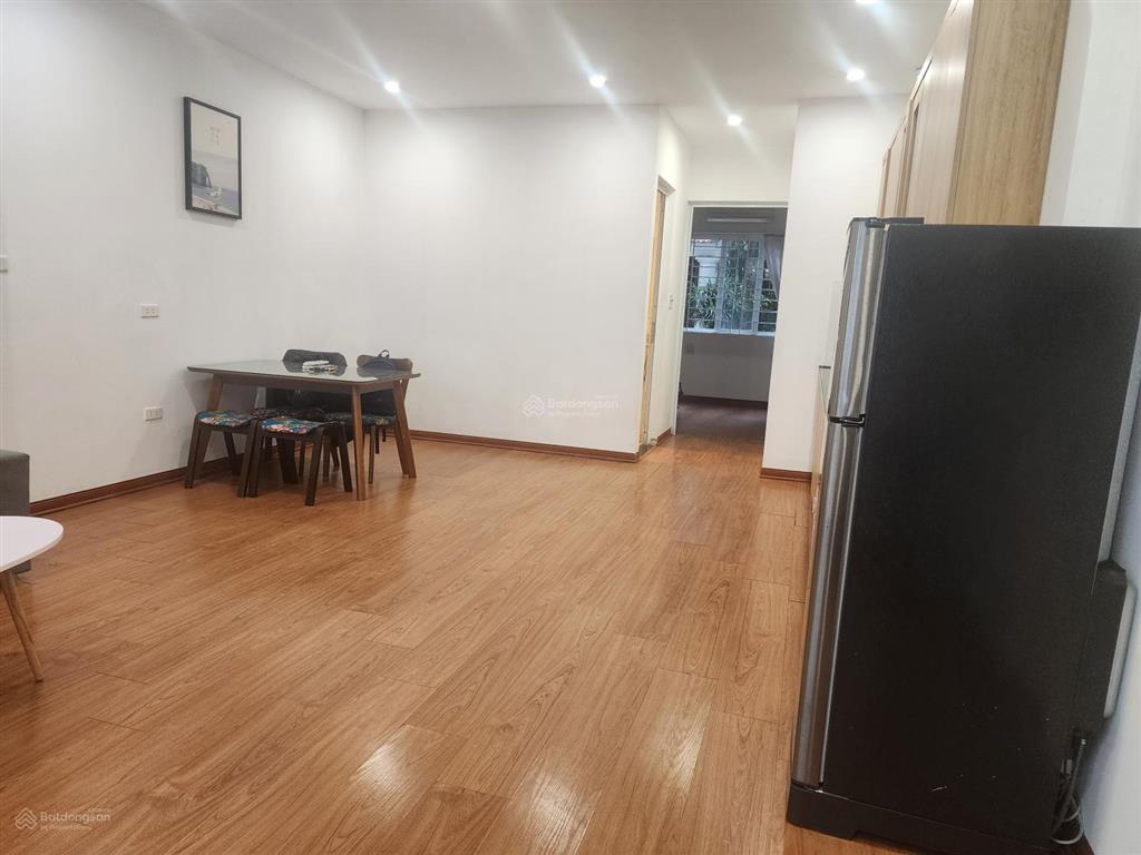 Cho thuê căn hộ 1pn, 1wc, 70m2 tại xuân diệu, 6,7 triệu vnd, tầng 1 .ưu tiên 1 xe máy