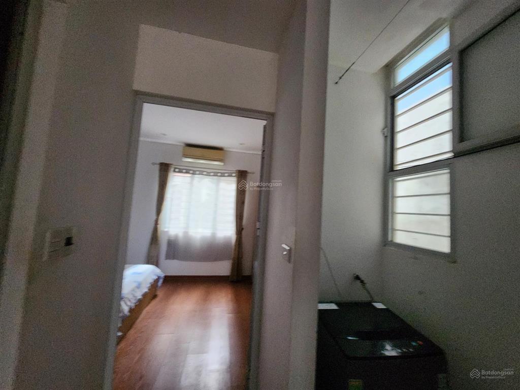 Cho thuê căn hộ 1pn, 1wc, 70m2 tại xuân diệu, 6,7 triệu vnd, tầng 1 .ưu tiên 1 xe máy