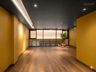 Cho thuê nhà 6 tầng  full studio  thang máy  khu âu cơ, tây hồ