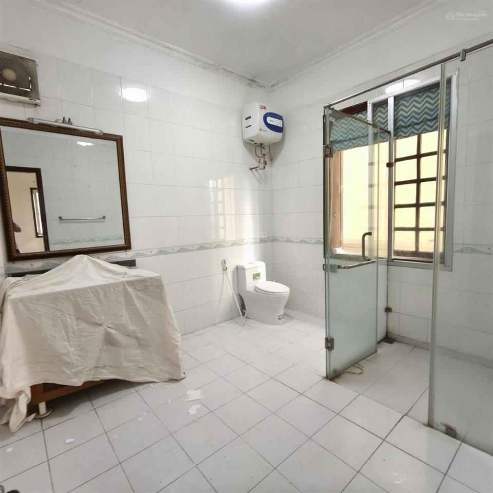 Hàng hiếm tại tô ngọc vân, quảng an, tây hồ, 55 triệu, 200m2 cho thuê nhà riêng phù hợp mở cafe .