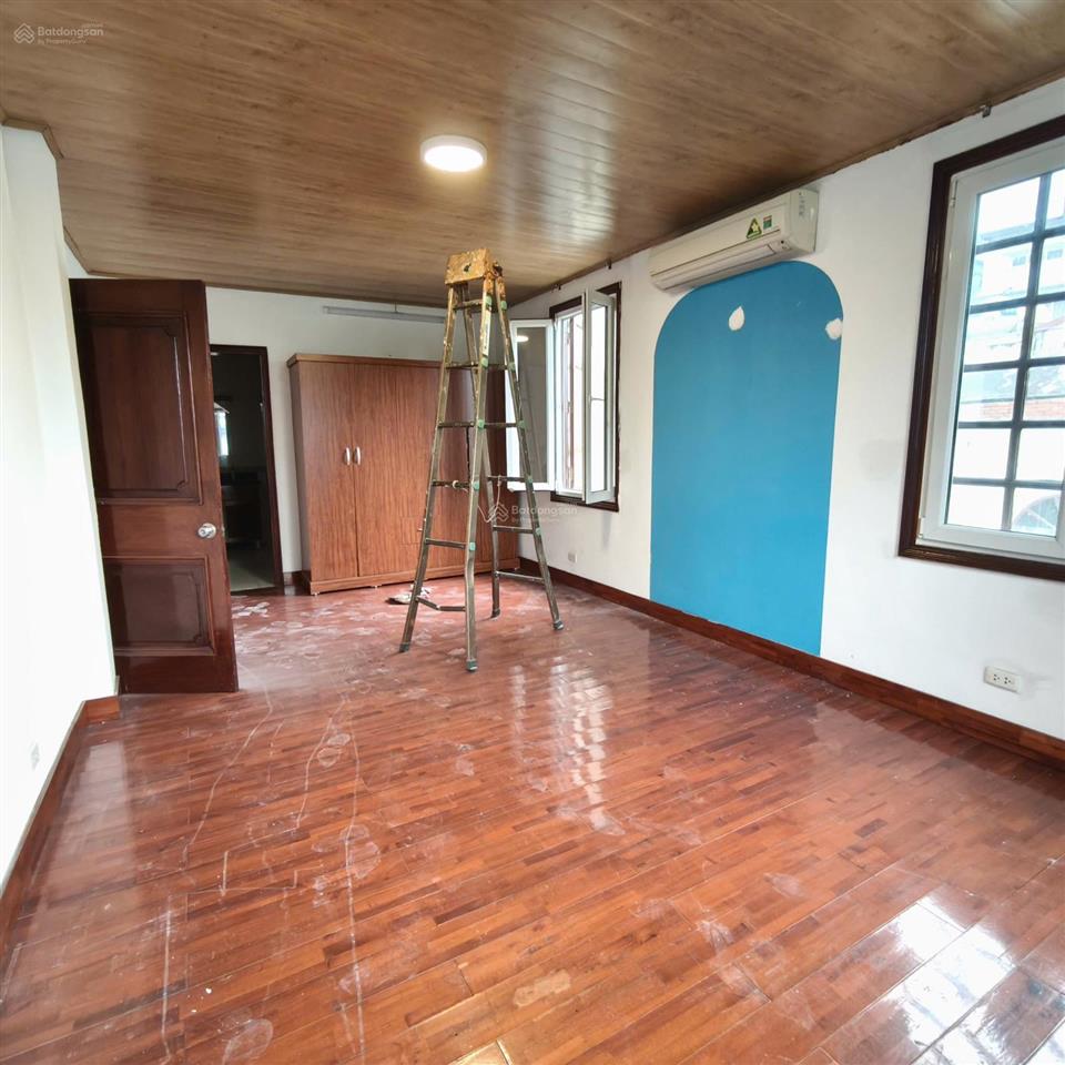 Hàng hiếm tại tô ngọc vân, quảng an, tây hồ, 55 triệu, 200m2 cho thuê nhà riêng phù hợp mở cafe .