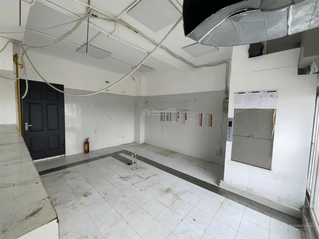 Hàng hiếm tại xuân diệu, 120 triệu/th, 150m2, cho thuê nhà mặt phố
