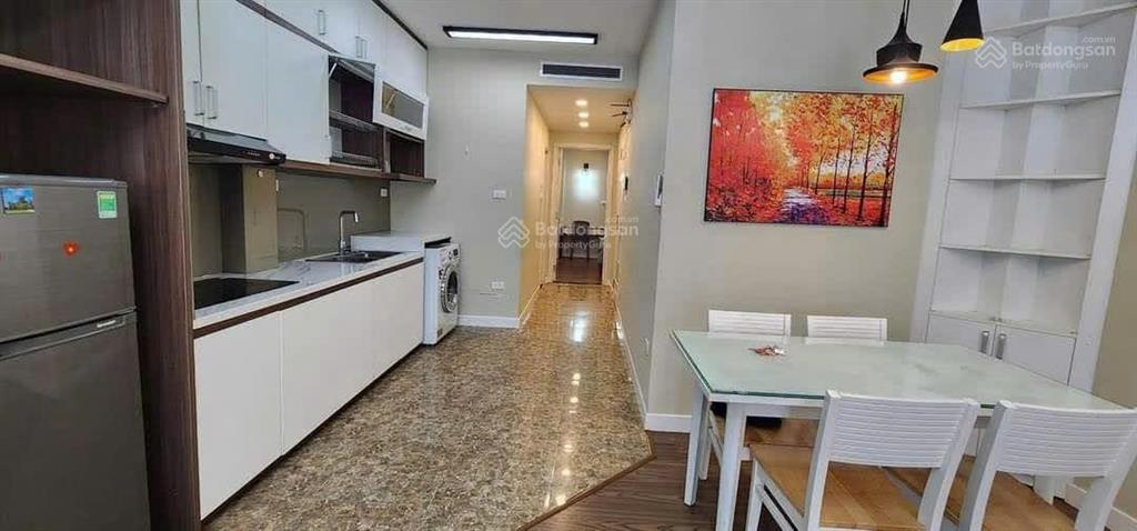 Cho thuê căn hộ 2pn, 2vs, 85m2, 12 triệu đặng thai mai, quảng an, tây hồ, hà nội