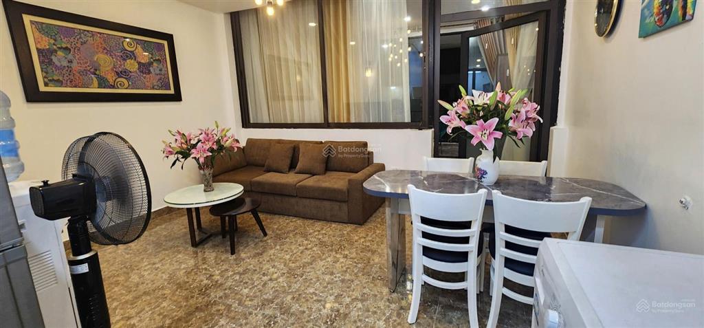 Cho thuê căn hộ 2pn, 2vs, 85m2, 12 triệu đặng thai mai, quảng an, tây hồ, hà nội