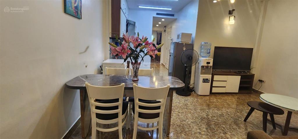 Cho thuê căn hộ 2pn, 2vs, 85m2, 12 triệu đặng thai mai, quảng an, tây hồ, hà nội