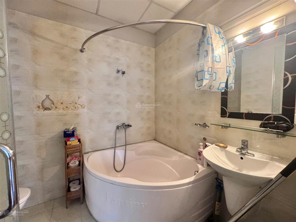 Cho thuê biệt thự/ 4 tầng 4 phòng ngủ (giá 35 triệu/th)