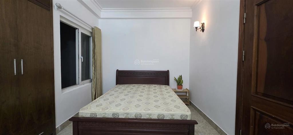 Cho thuê phòng khép kín 22m2, nghi tàm, quảng an, tây hồ, hà nội. vệ sinh chung 1 bạn nữ