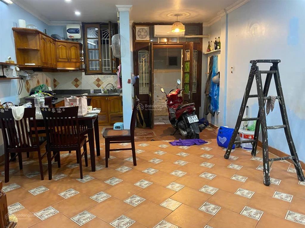 Cho thuê nhà 5 tầng khu phố âu cơ  tây hồ  hà nội  vị trí thuận tiện tại khu phố âu cơ,