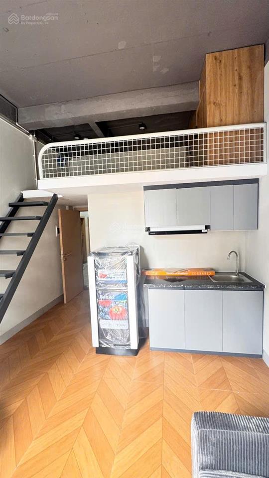 Cần cho thuê toà chdv mới tinh,thang máy. đội cấn diện tích 130mx5 tầng,gồm 20 phòng khép kín