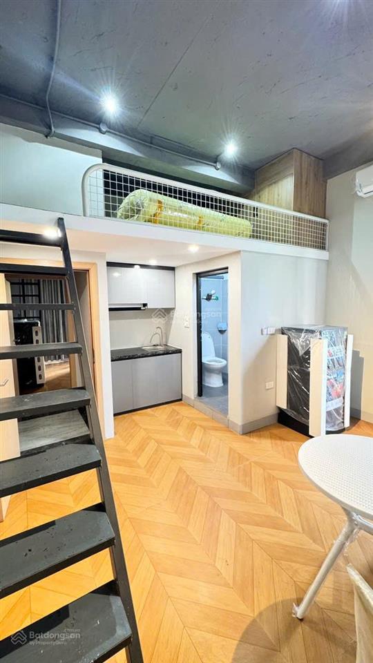 Cần cho thuê toà chdv mới tinh,thang máy. đội cấn diện tích 130mx5 tầng,gồm 20 phòng khép kín