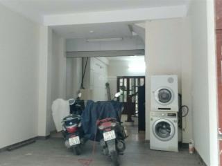 Giá 25tr cho thuê nhà nguyên căn 4 phòng ngủđịa điểm trên đường lạc long quân/ tây hồ4 phòng ngủ