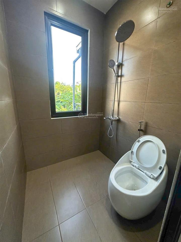 Cho thuê nhà 2 tầng xây mới ngõ 374 âu cơ diện tích 32.5m2, mặt tiền 5m thiết kế hiện đại