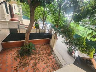 Cơ hội thuê nhà sân vườn vị trí đắc địa tại tô ngọc vân cần cho thuê nhà riêng