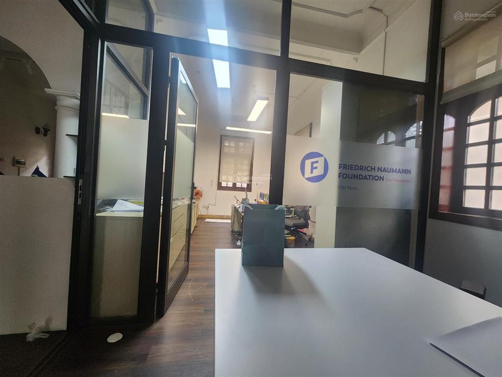 Cơ hội thuê nhà sân vườn vị trí đắc địa tại tô ngọc vân cần cho thuê nhà riêng