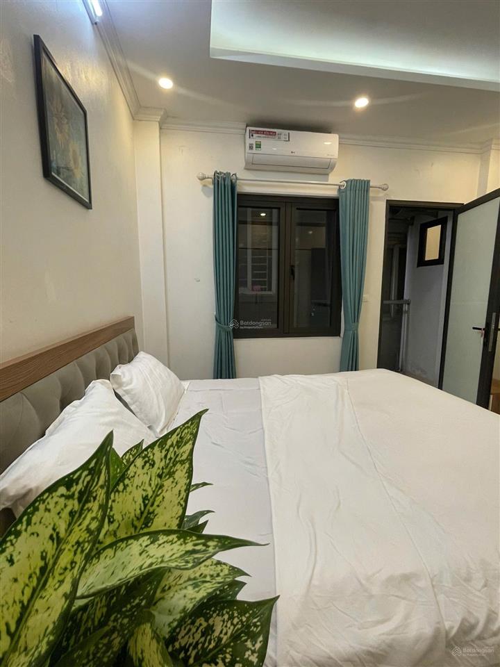 Cho thuê căn hộ 1pn, 1vs, 60m², 7 triệu tại lạc long quân, tây hồ hàng hiếm