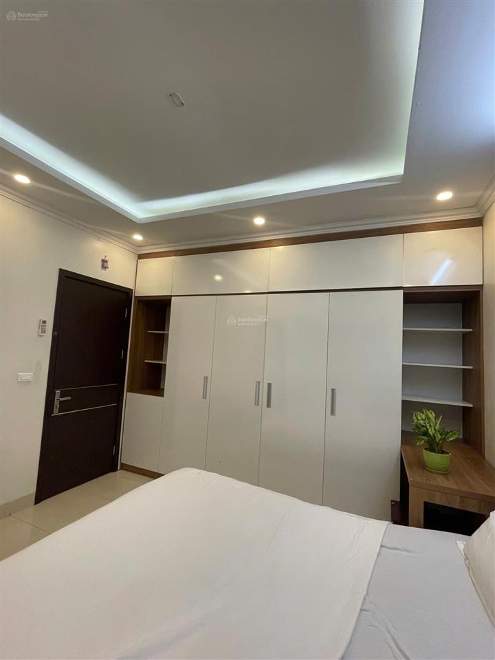 Cho thuê căn hộ 1pn, 1vs, 60m², 7 triệu tại lạc long quân, tây hồ hàng hiếm