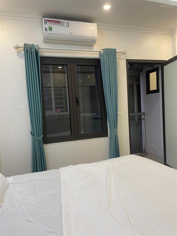 Cho thuê căn hộ 1pn, 1vs, 60m², 7 triệu tại lạc long quân, tây hồ hàng hiếm